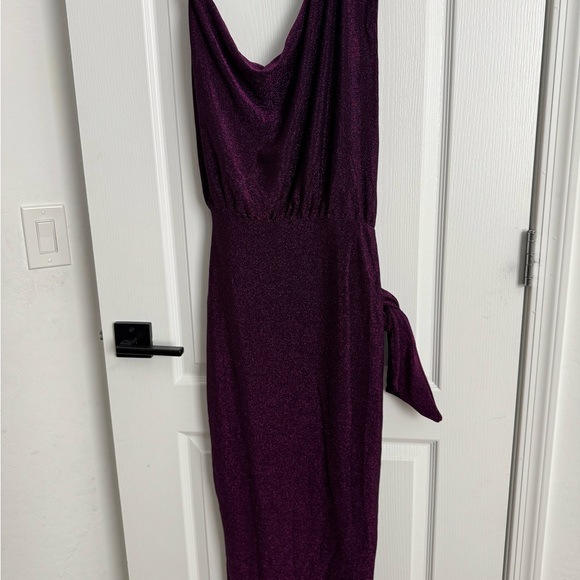 Petal & Pup Santiago Off Shoulder Purple Midi Dress - Picture 9 of 9